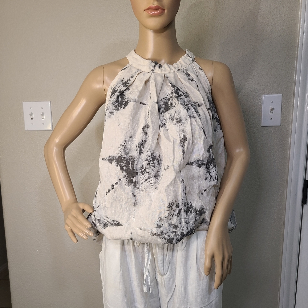 Ballantyne Black and Cream Sleeveless Blouse